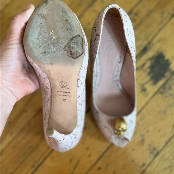 Alexander McQueen blush pink snakeskin Stiletto with skull Swarovski detail - Picture 6 of 7